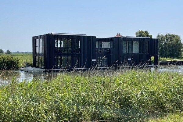 Untagged - Woonboot met 3 slaapkamers in Oostknollendam (1)