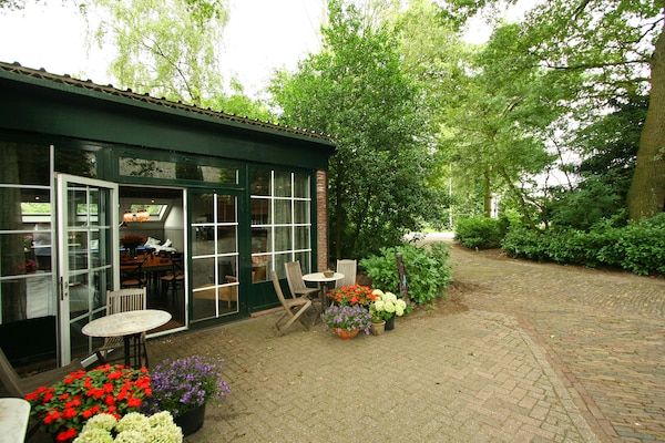 De Eekhorst in Balkbrug - Foto 1 van 40