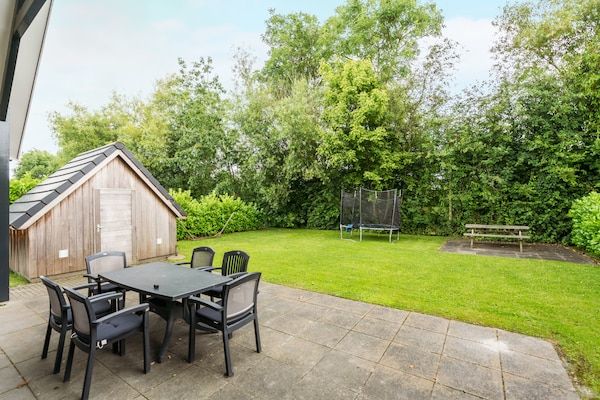 Terras - Vakantiehuis in Balk bij Friese Meren in Balk (5)