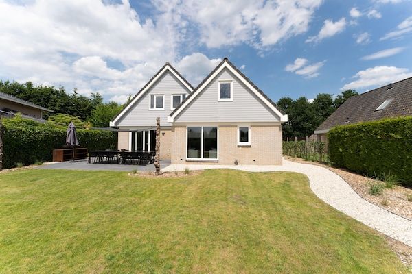 Buitenplaats Enjoy in Zeewolde - Foto 1 van 40