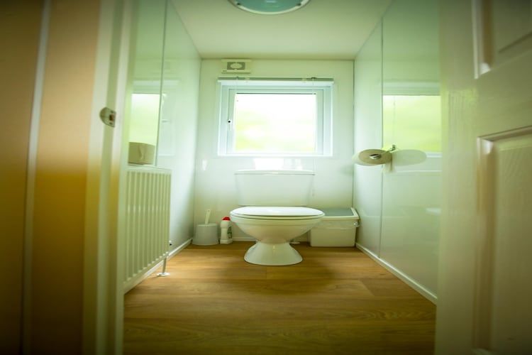 De badkamer van Recreatiepark Duinhoeve 4 in Udenhout