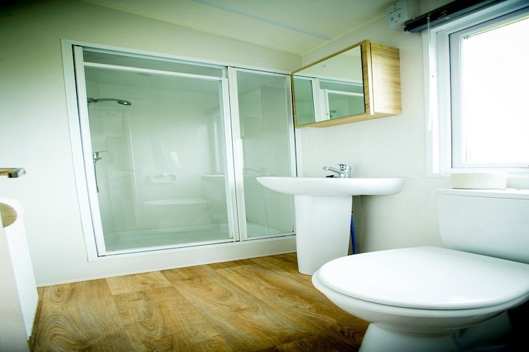 De badkamer van Recreatiepark Duinhoeve 9 in Udenhout