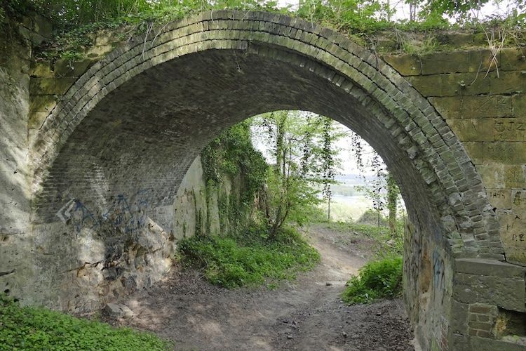 De omgeving van Meschermolen 12 in Mesch-Eijsden